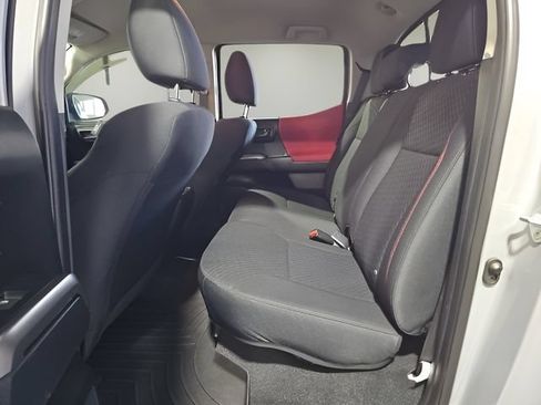 Used 2021 Toyota Tacoma SR5 RWD image 13