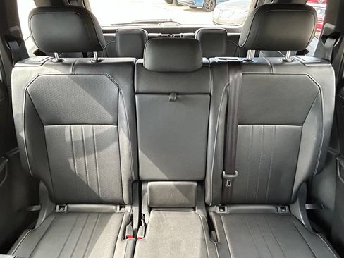 Certified 2024 Volkswagen Tiguan SE R-Line FWD image 13