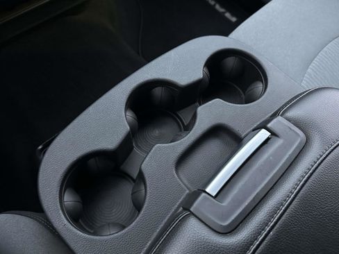 Used 2024 RAM 2500 Big Horn image 34