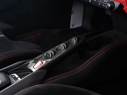 Certified 2023 Ferrari F8 Tributo image 25