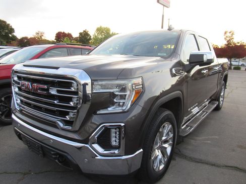Used 2020 GMC Sierra 1500 SLT w/ SLT Premium Plus Package image 2