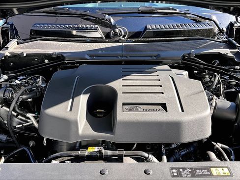 New 2026 Land Rover Defender 110 X-Dynamic SE AWD/4WD image 11