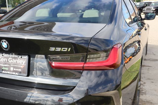 Used 2023 BMW 330i xDrive Sedan w/ Premium Package AWD/4WD image 36