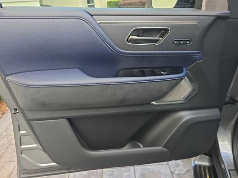 New 2026 INFINITI QX80 4WD image 15
