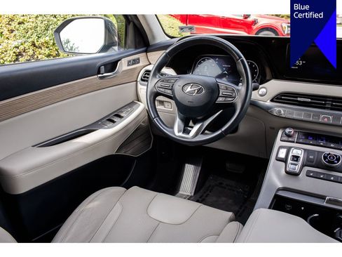 Used 2022 Hyundai Palisade Limited w/ Winter Package AWD/4WD image 13
