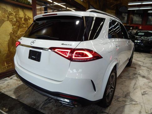 Used 2022 Mercedes-Benz GLE 350 4MATIC w/ AMG Line Exterior image 5