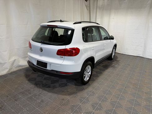 Used 2017 Volkswagen Tiguan S FWD image 6
