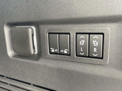 New 2026 Chevrolet Suburban RST w/ Comfort Package AWD/4WD image 11