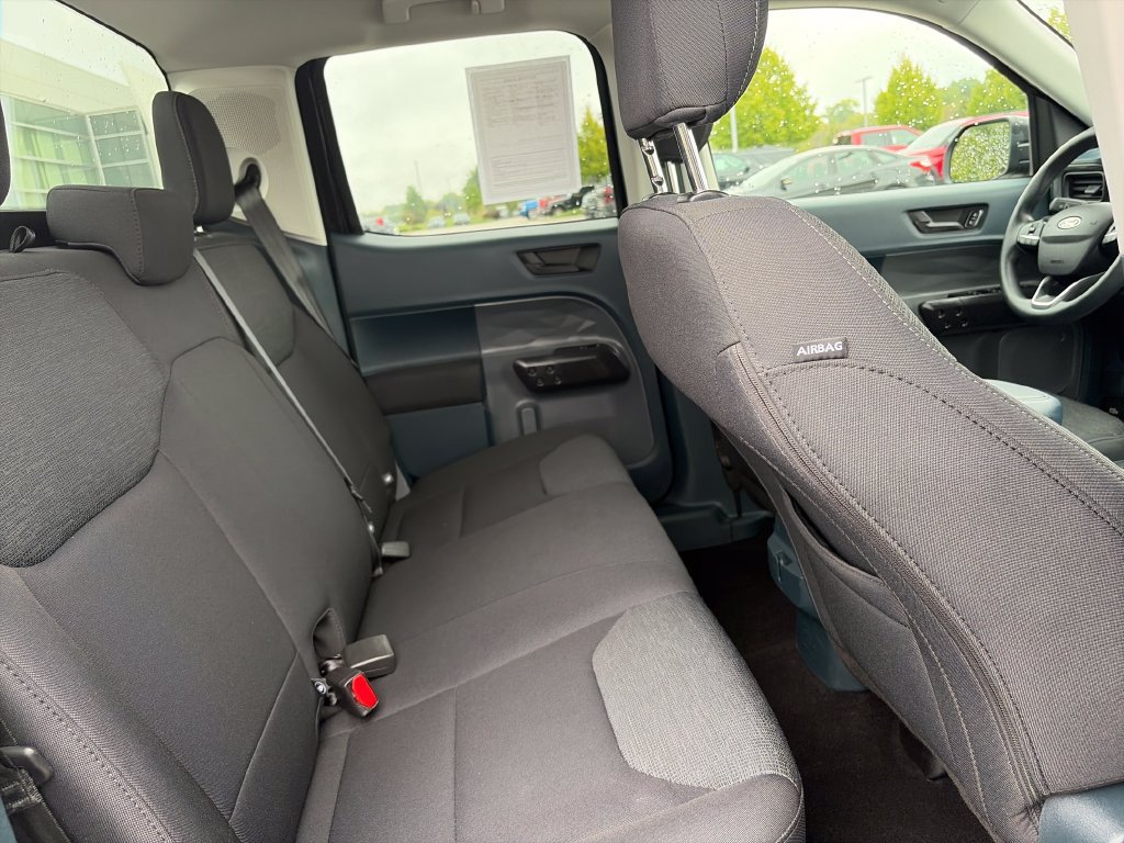 Used 2025 Ford Maverick XL FWD image 30