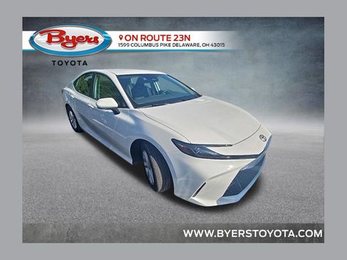 Used 2025 Toyota Camry LE FWD image 1