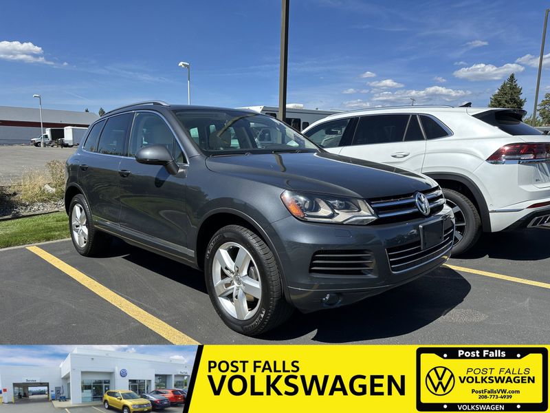 Used 2012 Volkswagen Touareg TDI image 1