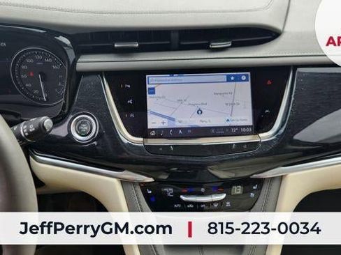 Used 2024 Cadillac XT6 Premium Luxury w/ Technology Package AWD/4WD image 14