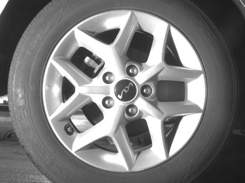 Used 2025 Kia Soul LX w/ LX Technology Package FWD image 15