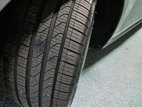 Used 2018 Audi A8 L 4.0T w/ Executive Package image 13