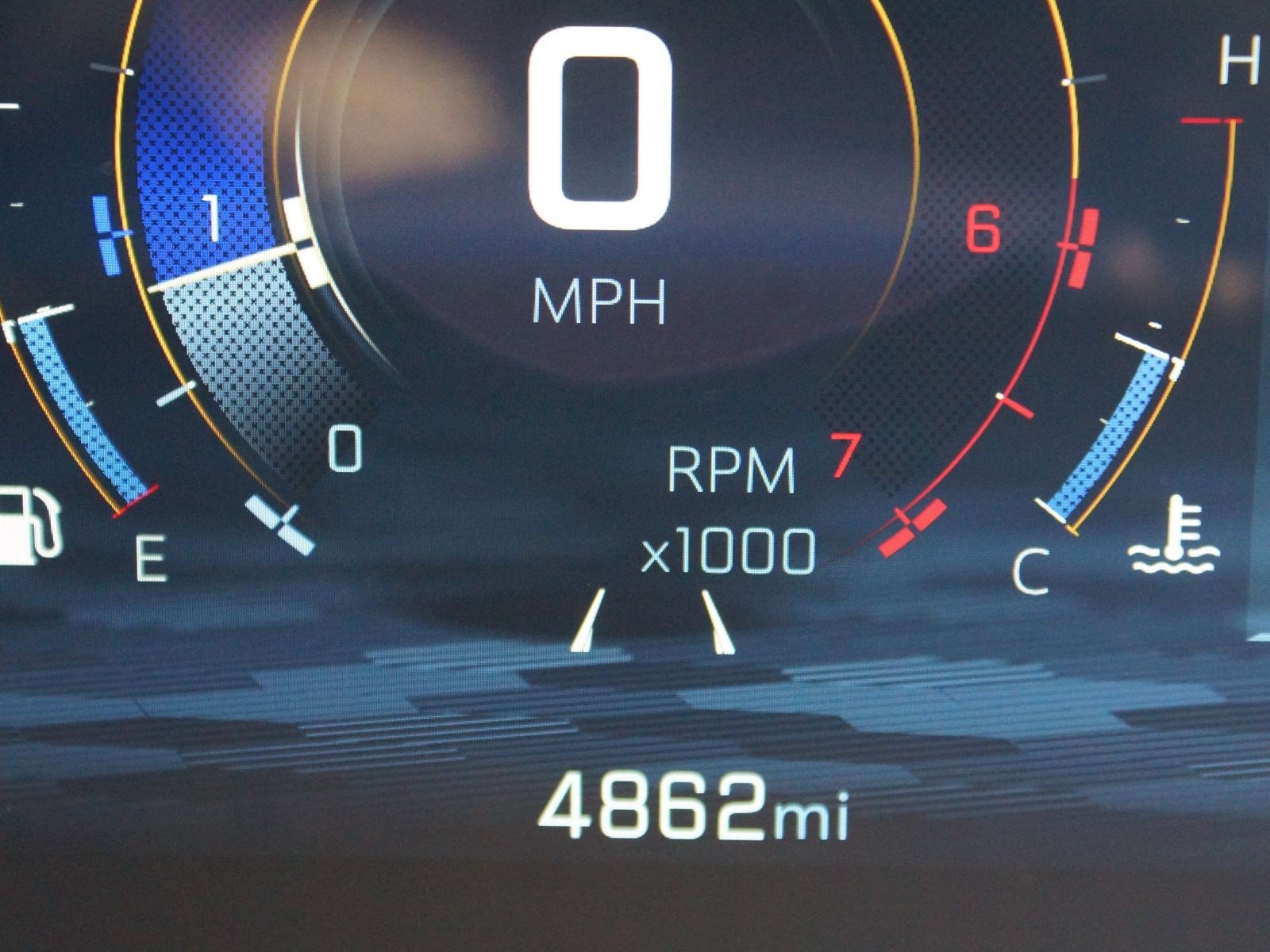 Used 2026 Chevrolet Equinox LT w/ Safety and Technology Package FWD image 4