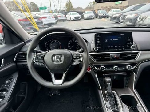 Used 2019 Honda Accord LX image 16