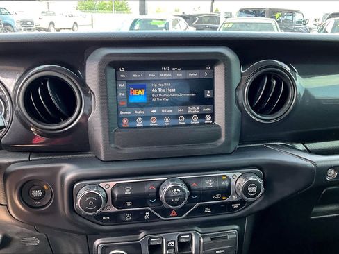 Used 2022 Jeep Wrangler Unlimited Sport AWD/4WD image 20