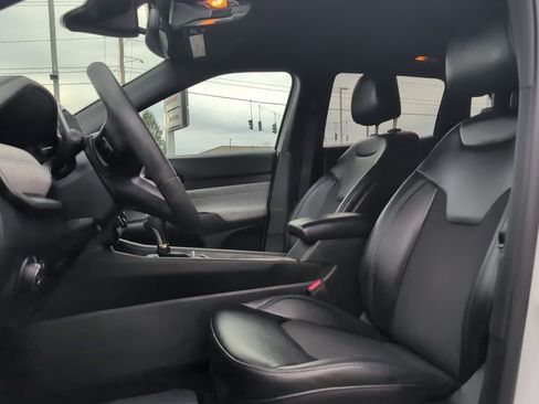 Used 2023 Jeep Compass Latitude w/ Convenience Group image 21