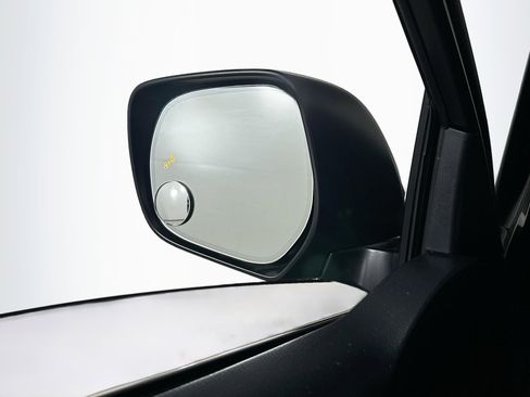 Used 2023 Lexus GX 460 Luxury w/ Sport Design Package image 16