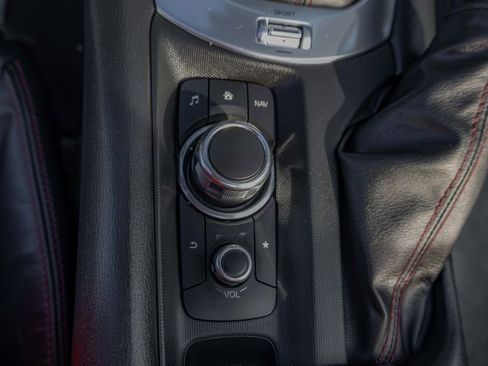 Used 2016 MAZDA MX-5 Miata Grand Touring image 29