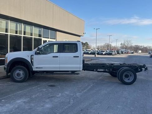 Used 2026 Ford F450 XL w/ XL Chrome Package image 2