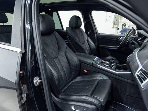 Used 2023 BMW X5 xDrive40i AWD/4WD image 25