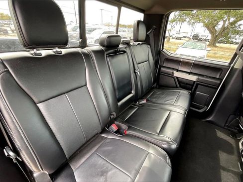 Certified 2020 Ford F250 Lariat w/ Lariat Value Package image 22