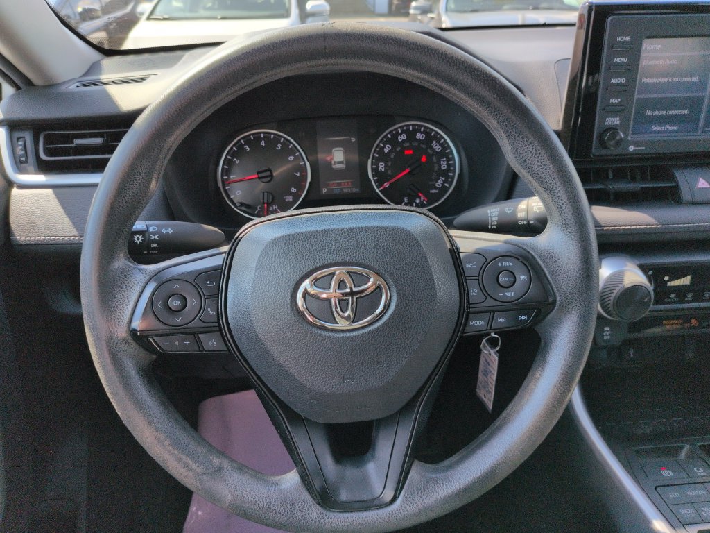 Used 2021 Toyota RAV4 LE AWD/4WD image 14