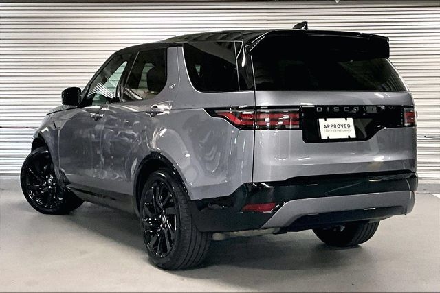 Certified 2025 Land Rover Discovery Dynamic SE AWD/4WD image 10