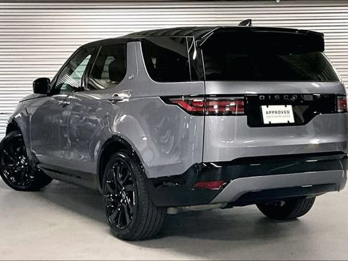 Certified 2025 Land Rover Discovery Dynamic SE AWD/4WD image 10
