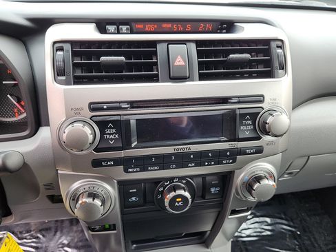 Used 2010 Toyota 4Runner Limited image 14