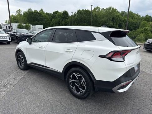 Used 2023 Kia Sportage LX FWD image 7
