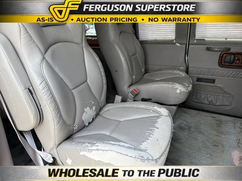 Used 2014 GMC Savana 1500 RWD image 22