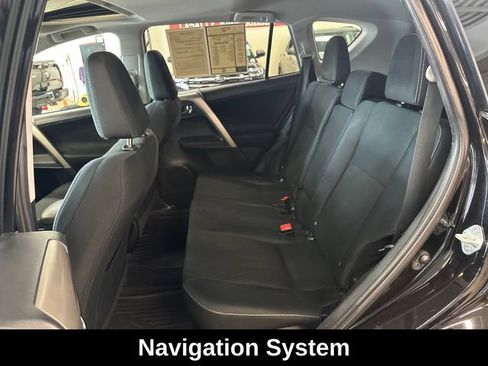 Used 2014 Toyota RAV4 XLE AWD/4WD image 6