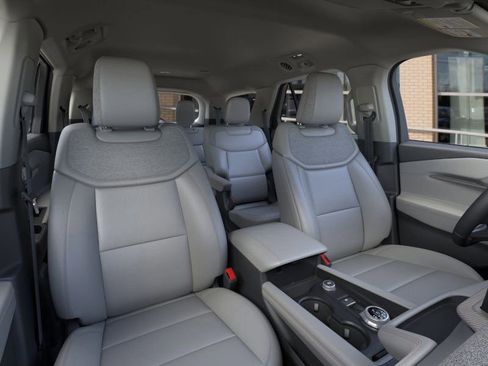 New 2025 Ford Explorer Active w/ Active Comfort Package image 12