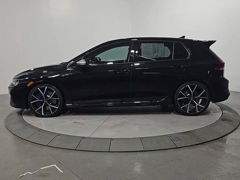 Used 2024 Volkswagen Golf R image 2