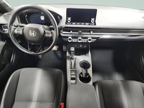 Used 2023 Honda Civic Sport image 2