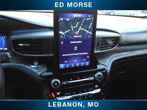 Certified 2021 Ford Explorer Platinum w/ Equipment Group 601A image 24