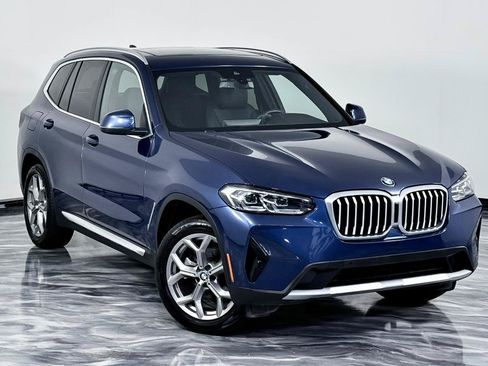 Used 2023 BMW X3 xDrive30i AWD/4WD image 3