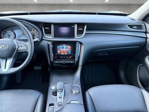 Used 2020 INFINITI QX50 Pure image 3