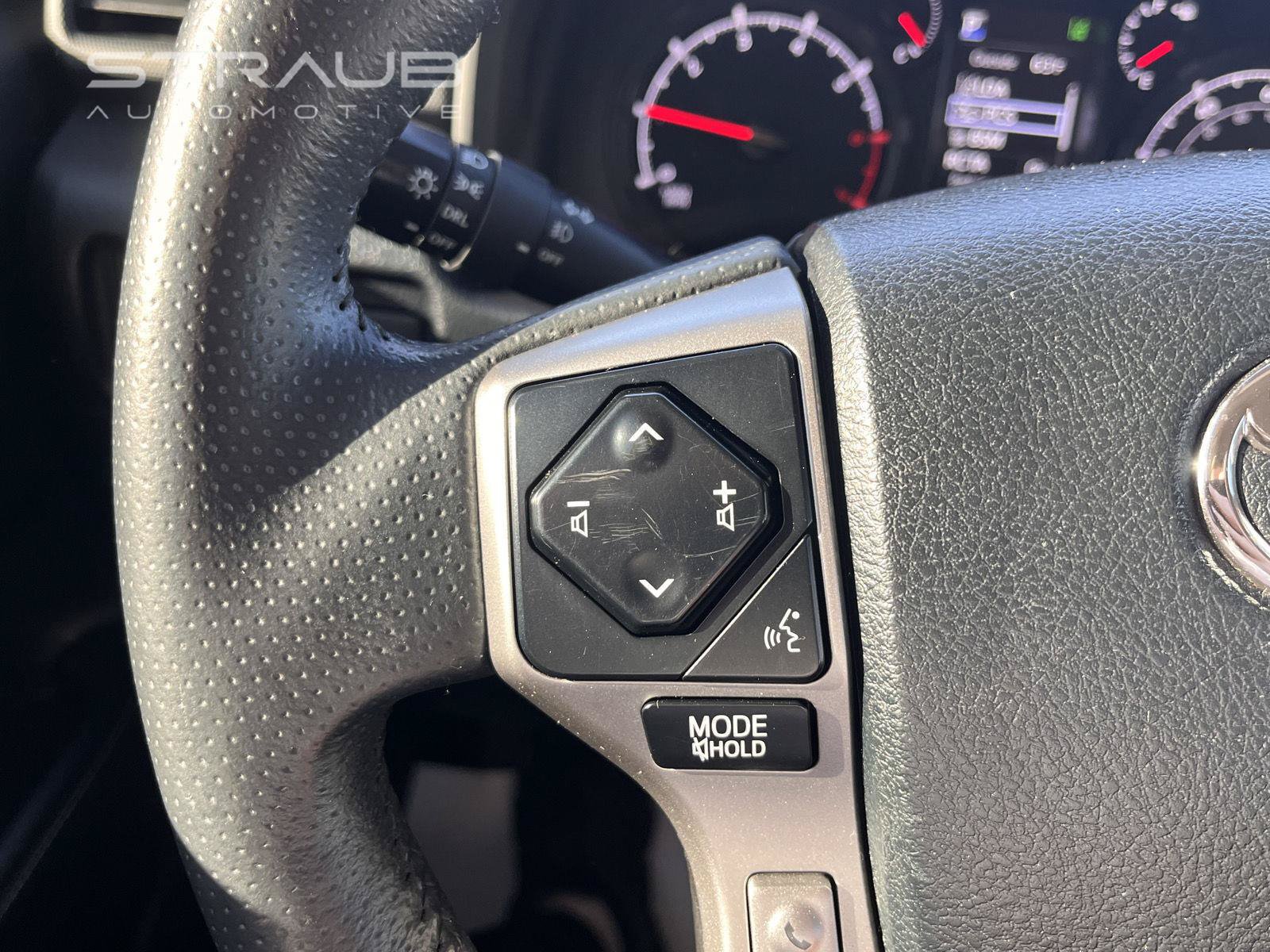 Used 2023 Toyota 4Runner SR5 AWD/4WD image 19