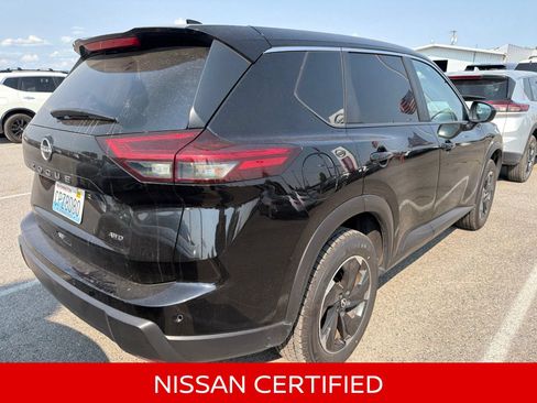 Certified 2025 Nissan Rogue SV AWD/4WD image 8