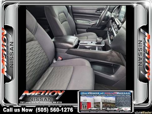 Certified 2025 Nissan Pathfinder SV FWD image 9