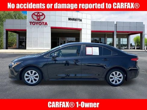 Certified 2025 Toyota Corolla LE FWD image 2