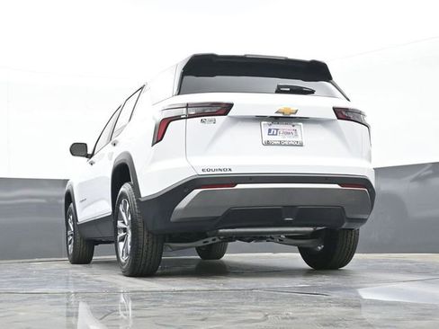 New 2026 Chevrolet Equinox LT FWD image 49