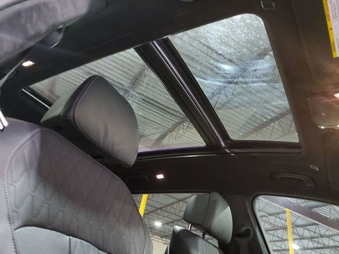 Used 2022 BMW X7 M50i w/ Executive Package AWD/4WD image 15