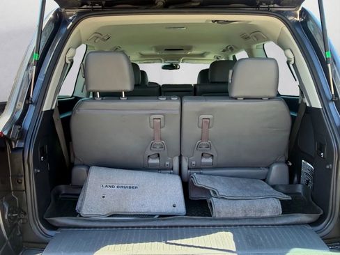 Used 2008 Toyota Land Cruiser image 29