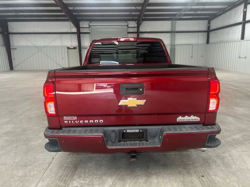 Used 2016 Chevrolet Silverado 1500 High Country w/ High Country Premium Package image 4