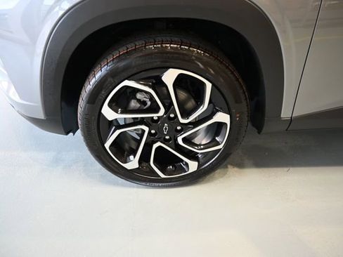 New 2026 Chevrolet Trax RS w/ Driver Confidence Package FWD image 28