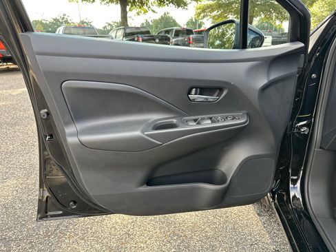 New 2025 Nissan Versa SV w/ Trunk Package image 10